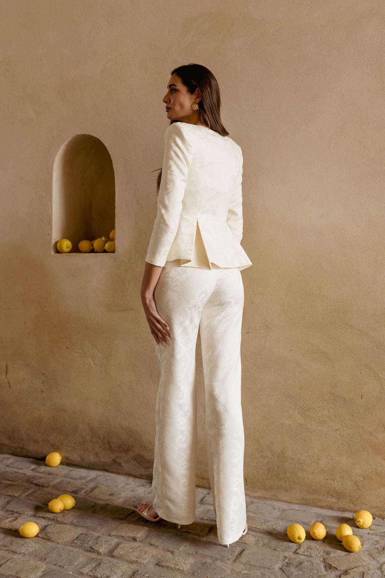 Conjunto Invitada Comu7nión | Brocado | Blanco Roto | Manon