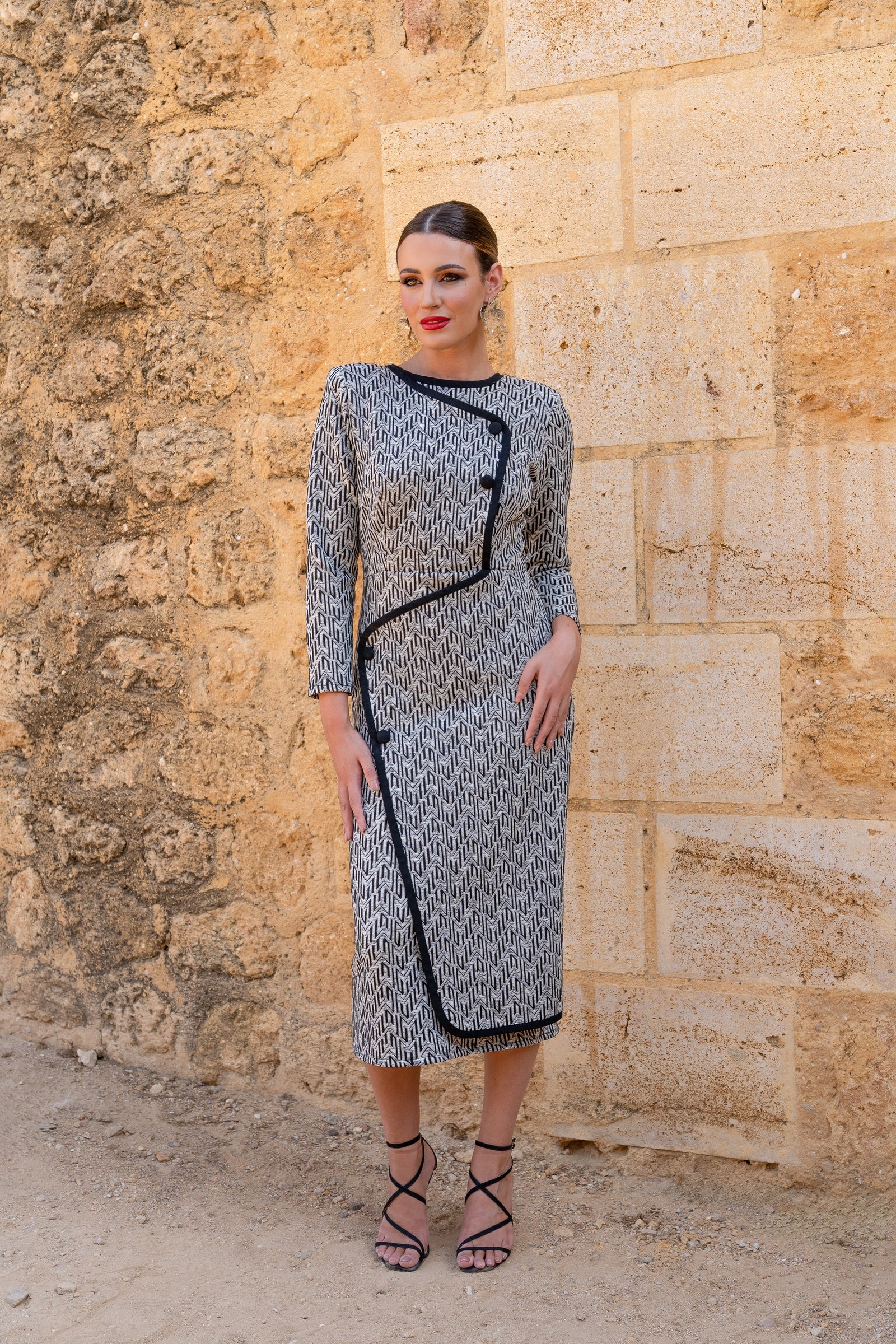 Vestido Invitada Eventos | Estampado | Gris y Negro | Promesa