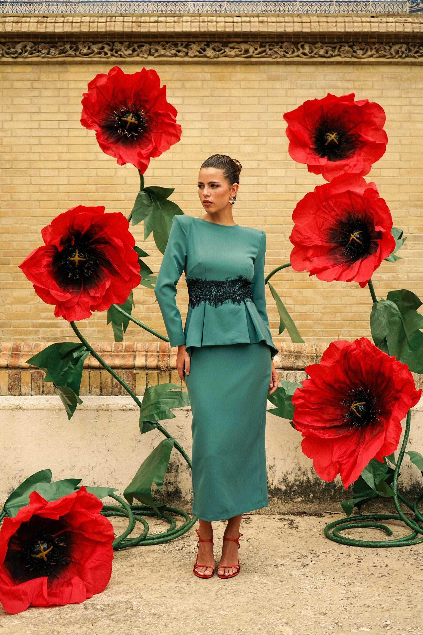 Vestido Florencia | Detalle Encaje | Liso | Rojo y Verde