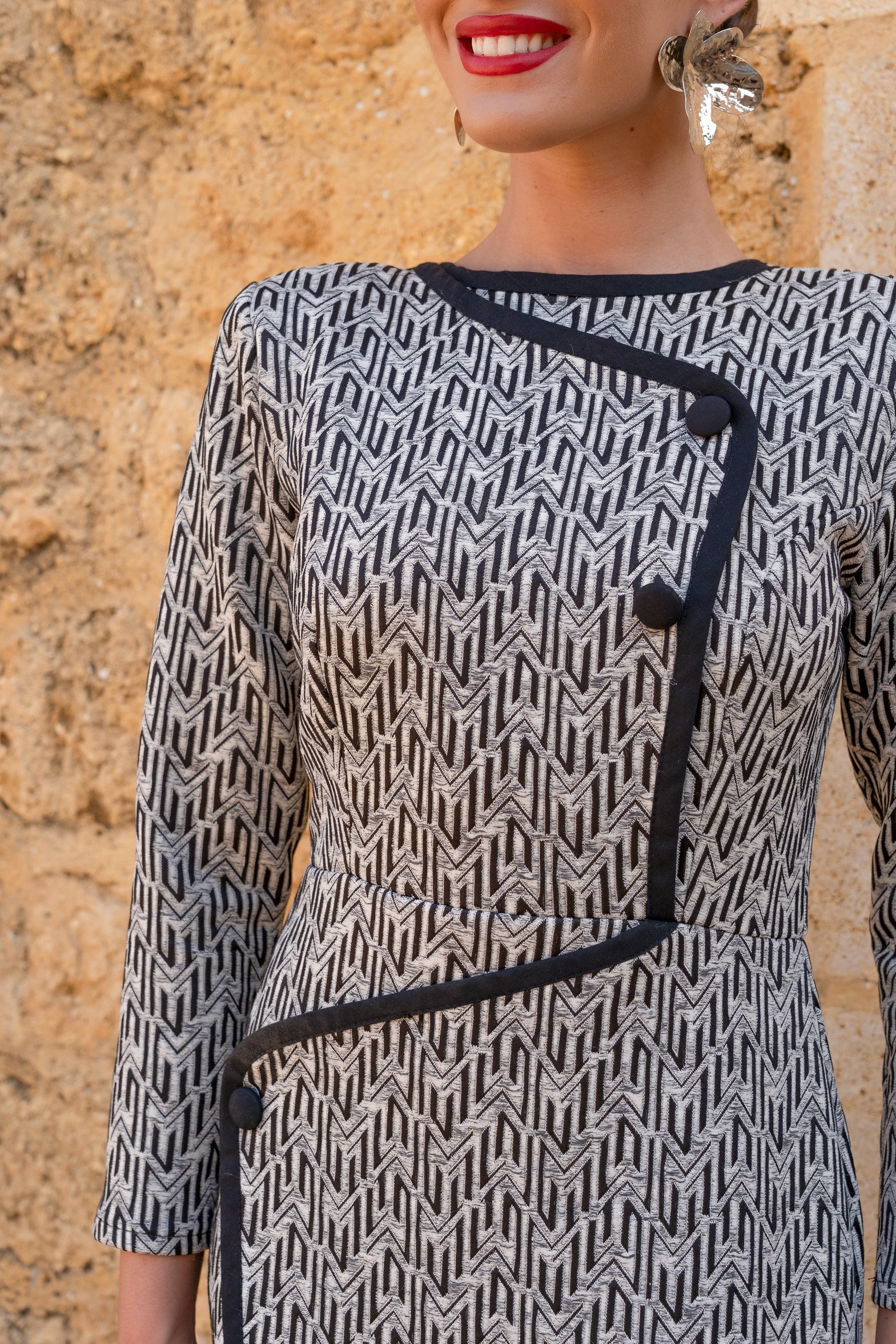 Vestido Invitada Eventos | Estampado | Gris y Negro | Promesa