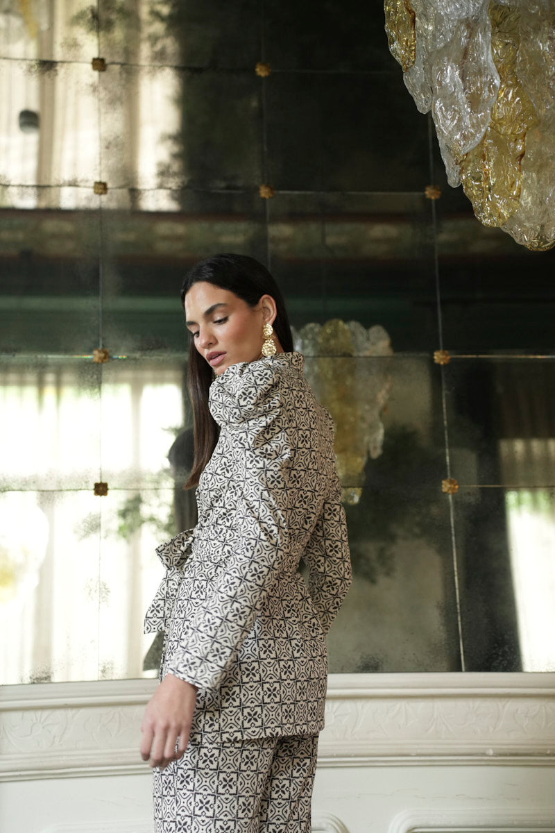 Traje Invitada Boda | Estampado | Crudo y Negro | Amboise